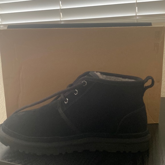 Men’s Uggs M Neumel Black New Size 8
